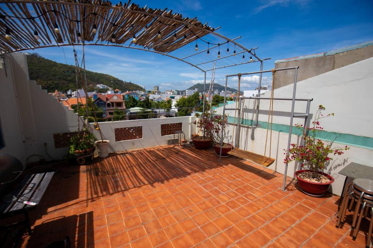 Vungtau Surf House - Hostel Surf Camp Вунг Тау Екстериор снимка